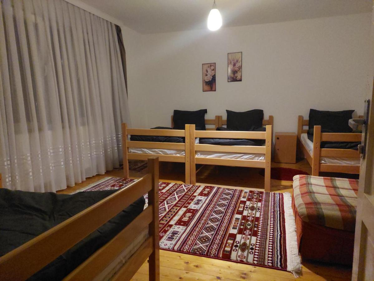 Hostel Bushati Πρίζρεν Εξωτερικό φωτογραφία